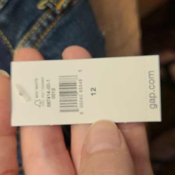 Gap Under Belly Maternity Denim Shorts - Picture 4 of 4